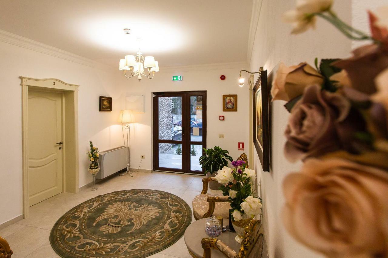 Ave, Alba! Hotel Алба Юлия Екстериор снимка