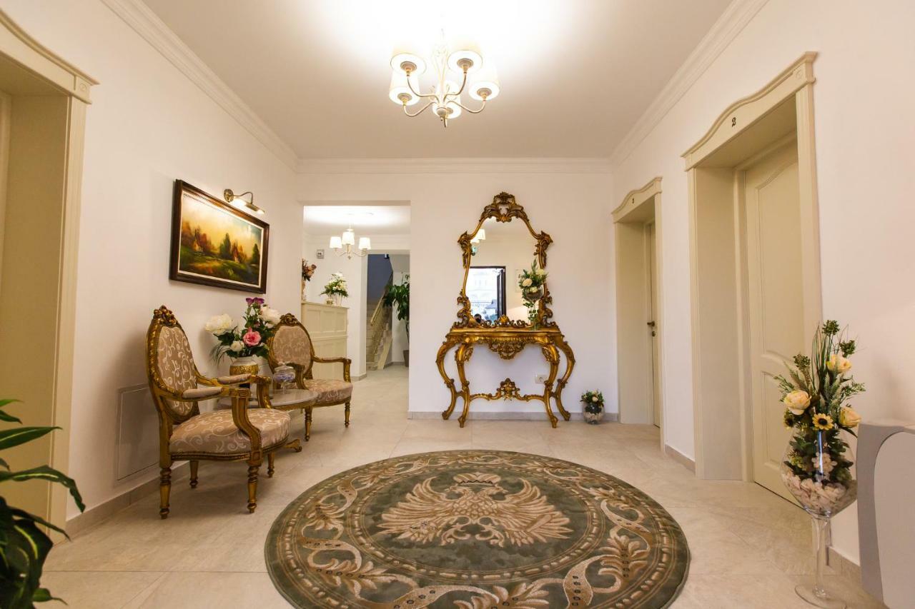 Ave, Alba! Hotel Алба Юлия Екстериор снимка